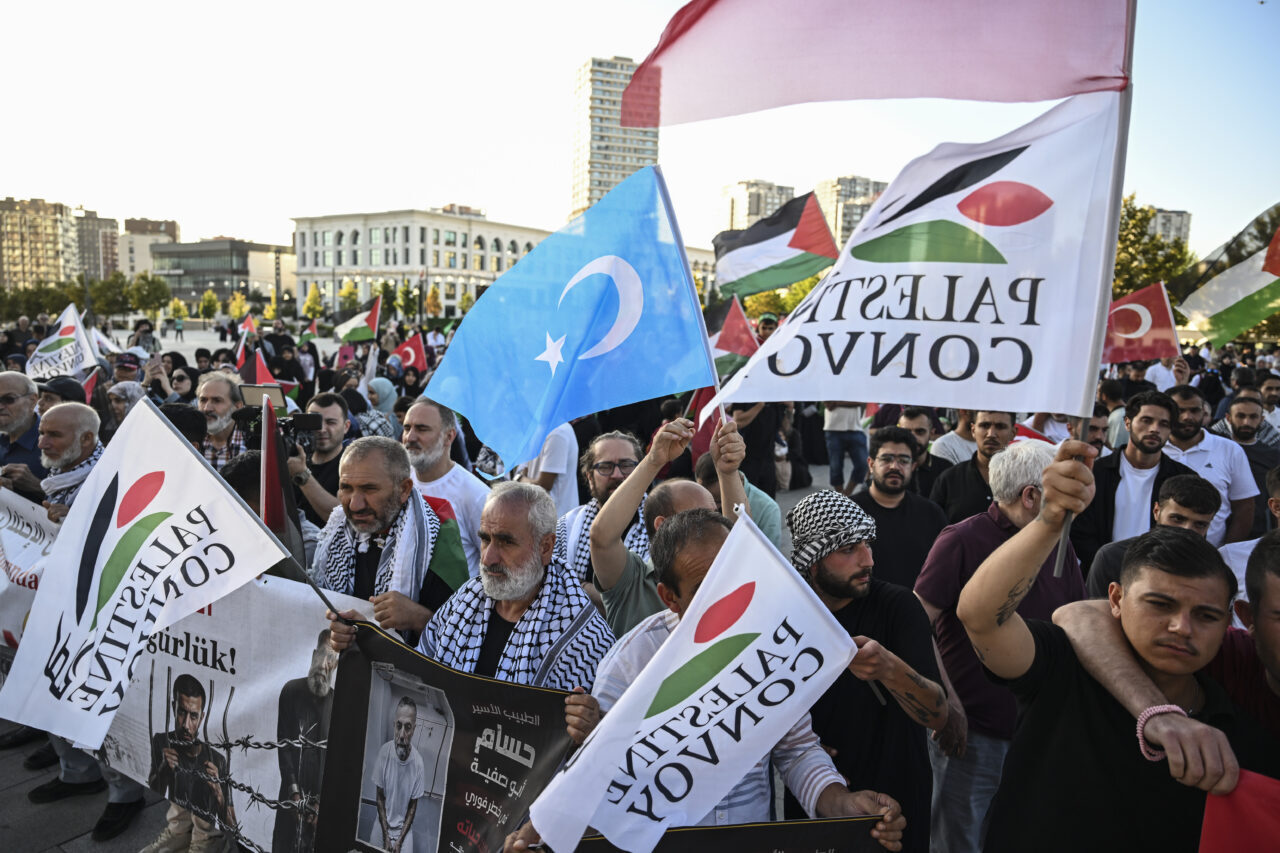 İSTANBUL (AA) – Bosna Hersek'in Srebrenitsa kentinden 25 Temmuz'da yola