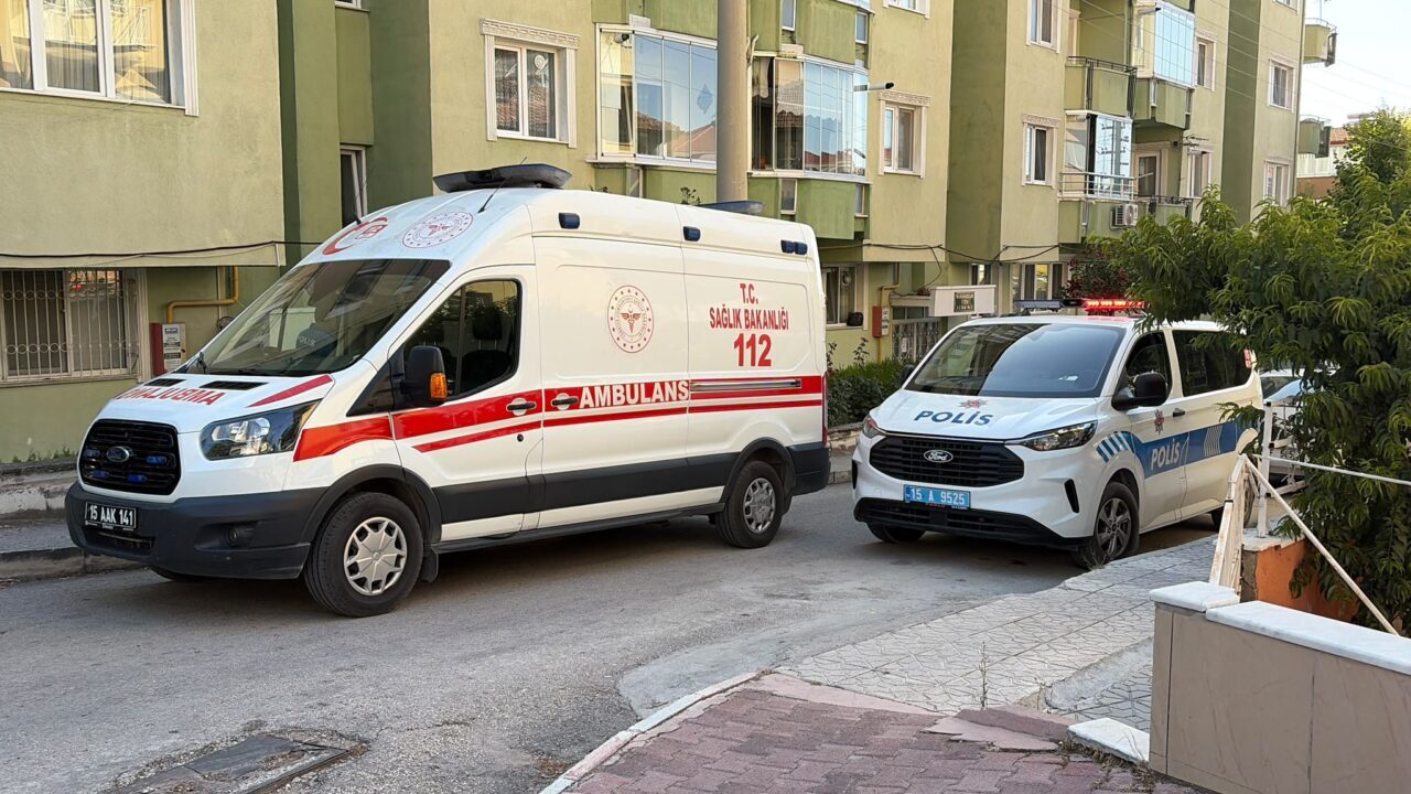 BURDUR (AA) – Burdur'da 61 yaşındaki kadın evinde ölü bulundu.