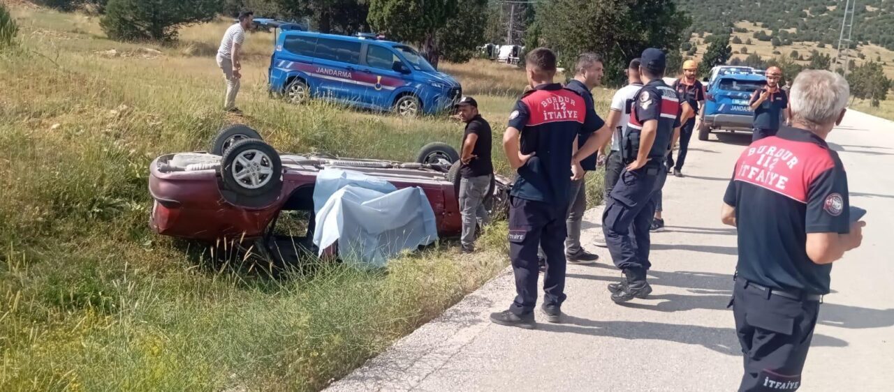 BURDUR (AA) – Burdur'da şarampole devrilen otomobilin sürücüsü hayatını kaybetti,