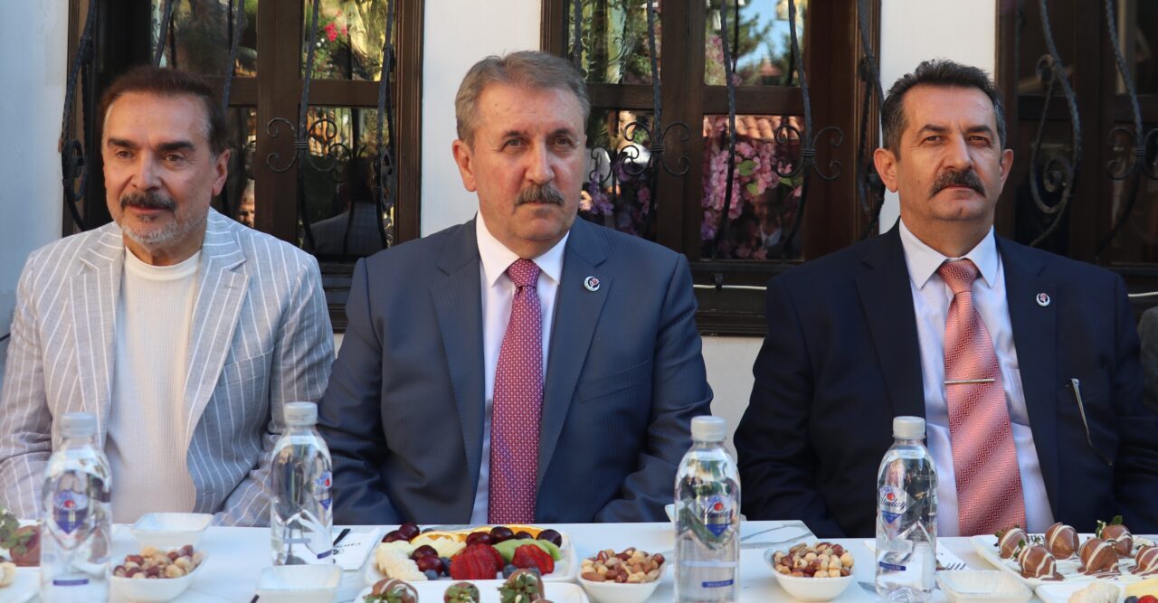 - "(Muhsin Yazıcıoğlu'nun ölümüne ilişkin soruşturma) Kusuru ve kastı olanlar