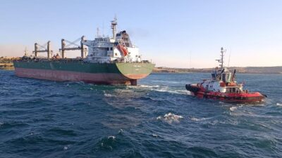 ANKARA (AA) – Çanakkale Boğazı gemi trafiği karaya oturan dökme