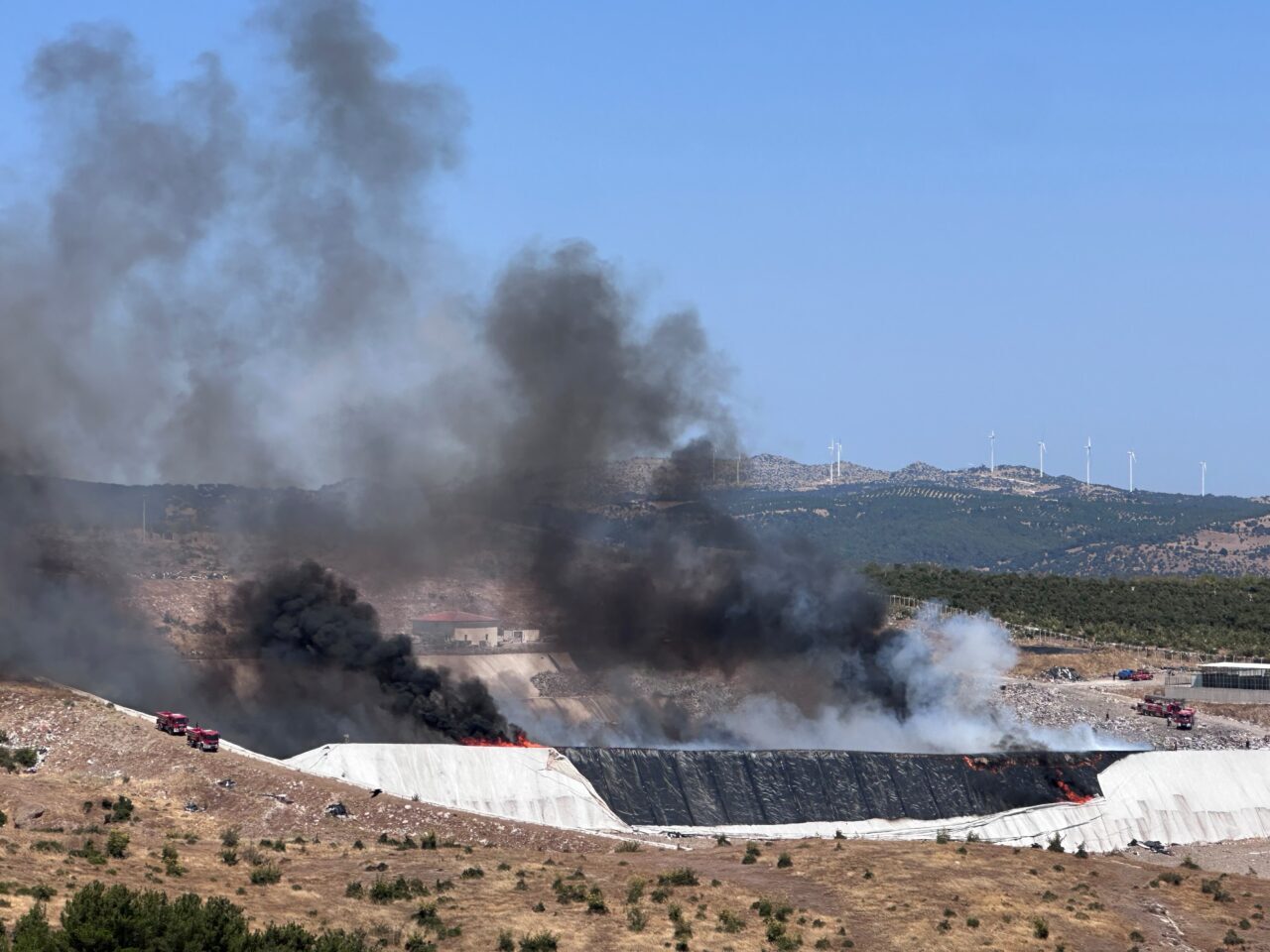 ÇANAKKALE (AA) – Çanakkale'nin Ayvacık ilçesinde bulunan katı atık bertaraf
