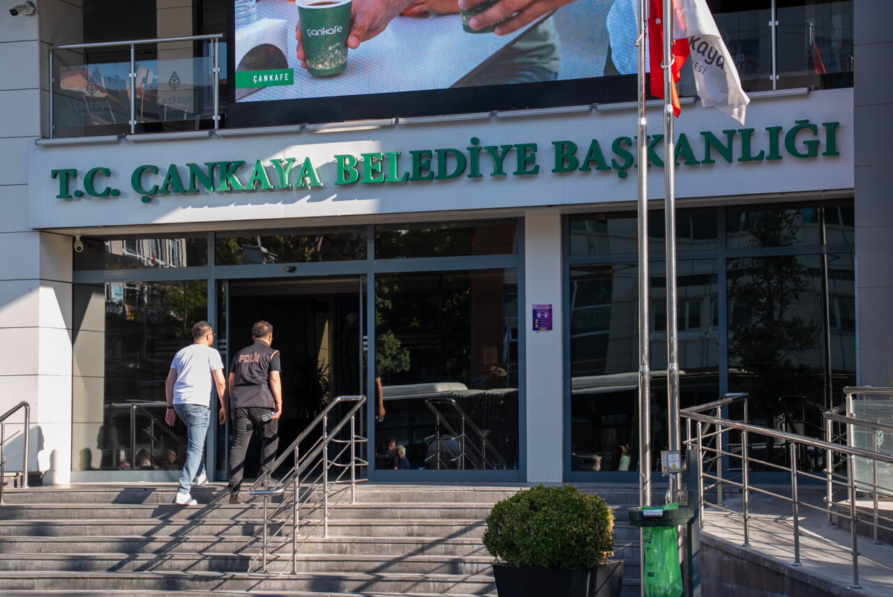 ANKARA (AA) – Ankara Cumhuriyet Başsavcılığı, aralarında Çankaya Belediye Başkanı