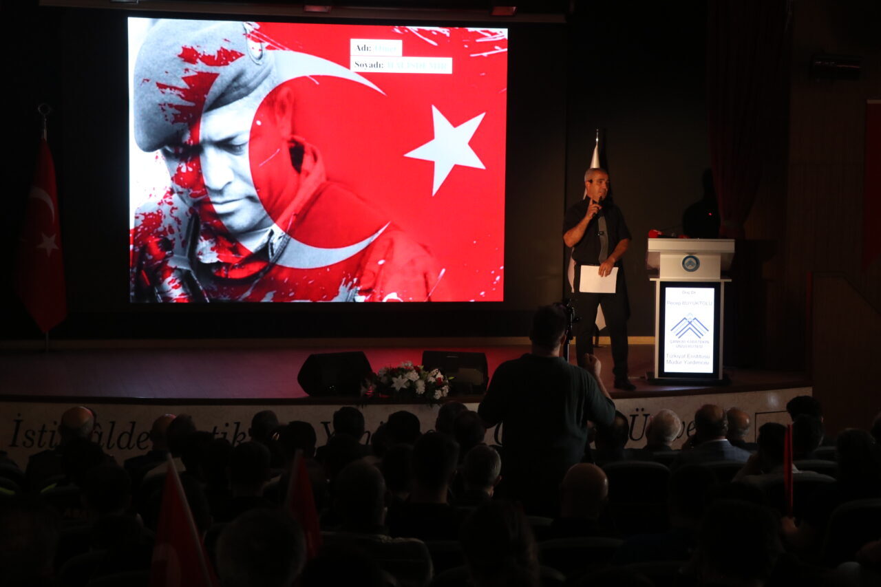- Çankırı Karatekin Üniversitesi Rektörü Prof. Dr. Mevlüt Karataş:
- "Türk