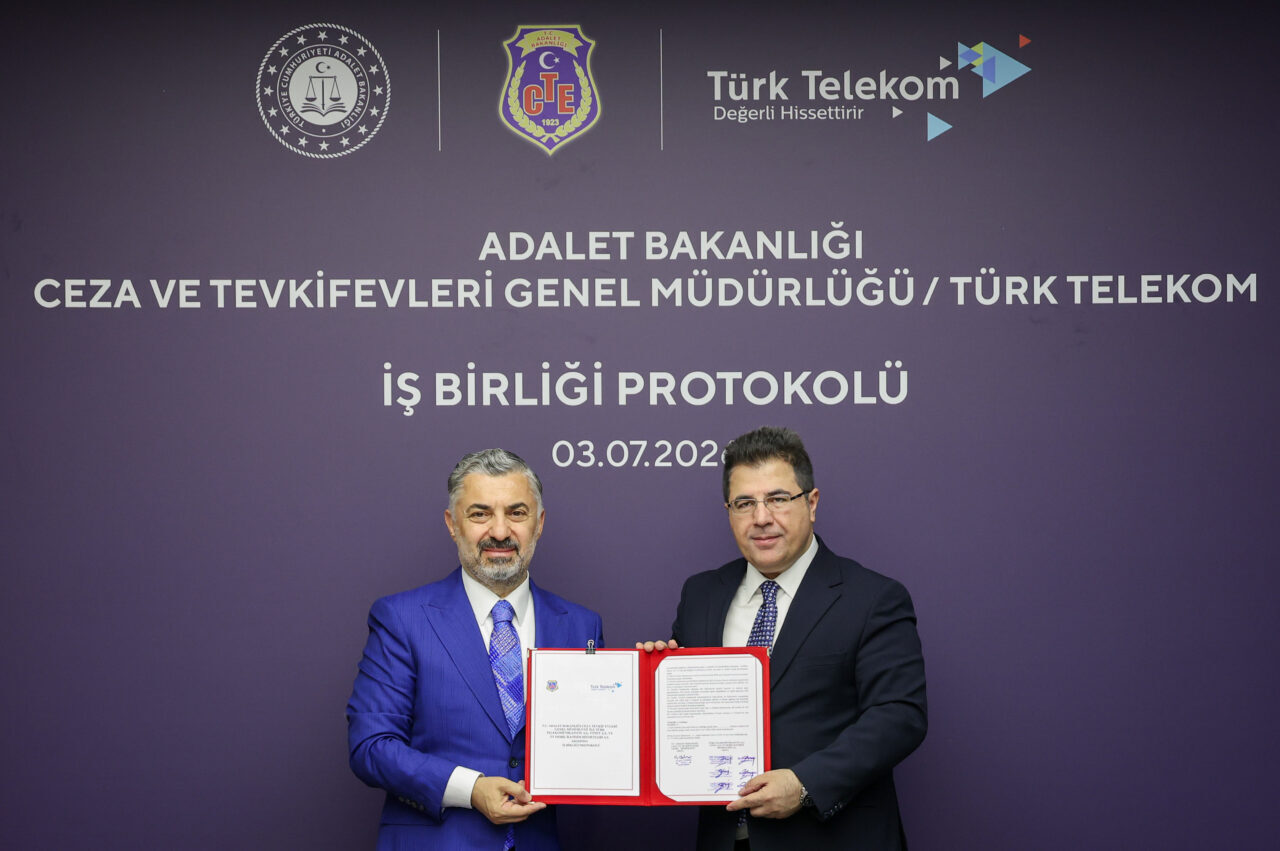 - Ceza ve Tevkifevleri Genel Müdürü Çelebi Yılmaz:
- "Türk Telekom