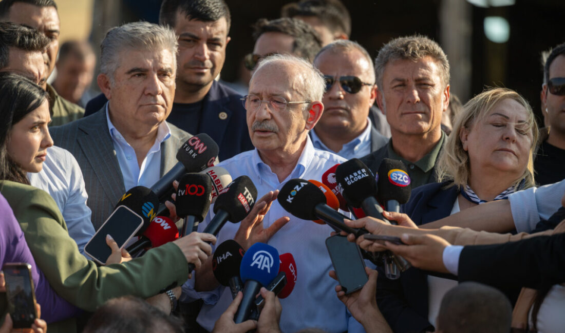- "CHP'nin içindeki tartışmalar beni hiç ilgilendirmiyor. Beni ilgilendiren şu,
