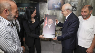 ANKARA (AA) – CHP Genel Başkanı Kemal Kılıçdaroğlu, Ankara'da faaliyet
