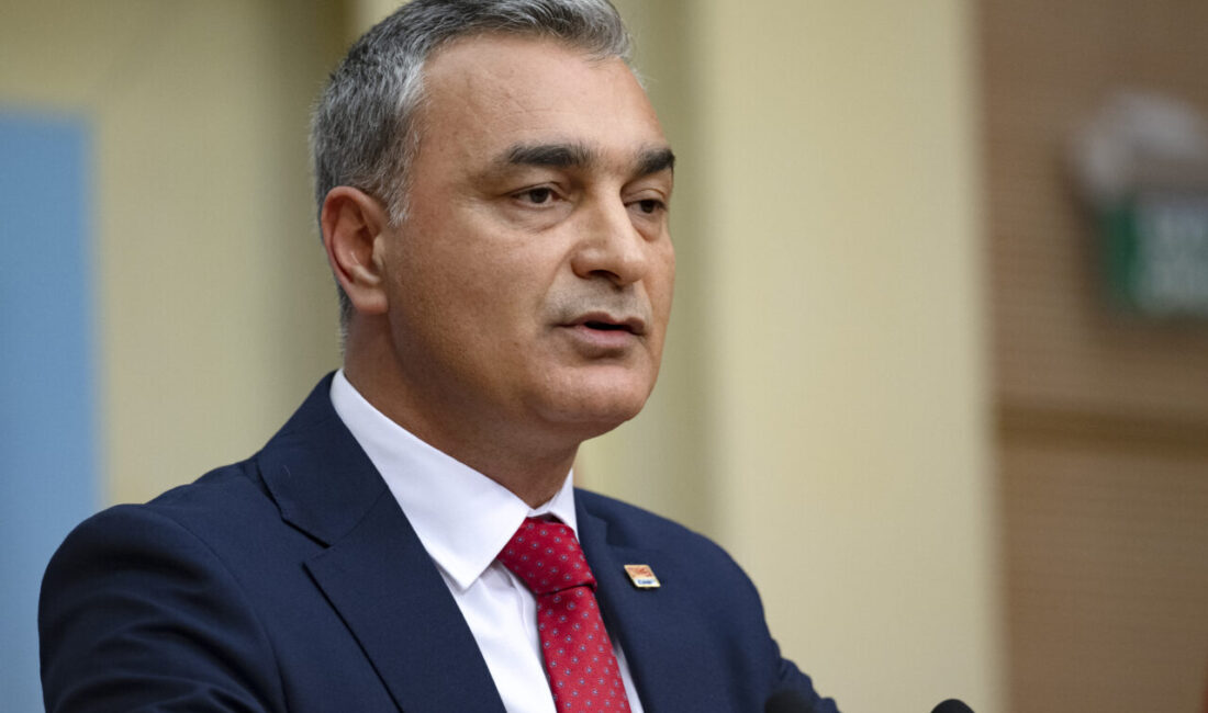 - "(NATO Ankara Zirvesi) Avrupa'nın güvenliği olmadan NATO'nun güvenliğinin olamayacağı,