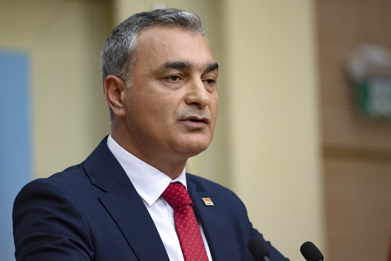 - "(NATO Ankara Zirvesi) Avrupa'nın güvenliği olmadan NATO'nun güvenliğinin olamayacağı,