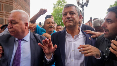 - "Bugün biraz önce arkadaşlarımız, İçişleri Bakanlığına 91 milletvekili arkadaşımızın