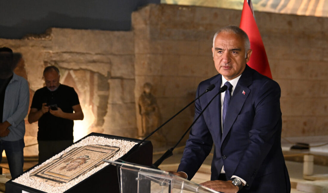 - Kültür ve Turizm Bakanı Mehmet Nuri Ersoy:
- "Dünyanın en
