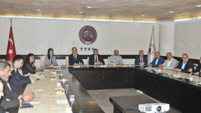 TRABZON (AA) – Çin'in Ankara Büyükelçisi Jiang Xuebin, Trabzon Ticaret