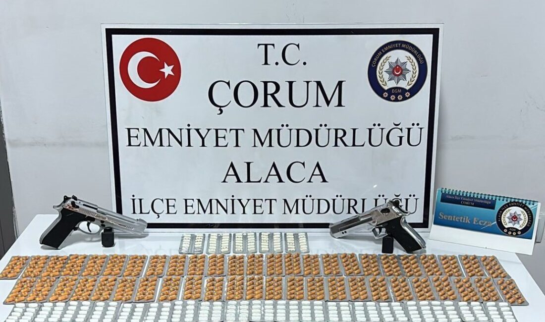 ÇORUM (AA) – Çorum'un Alaca ilçesinde uyuşturucu ticareti yaptığı iddiasıyla