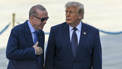 - Trump'ın Cumhurbaşkanlığı Külliyesi'ne gelişinde Türk Hava Kuvvetlerinin akrobasi timi