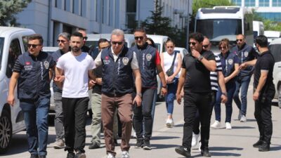 DENİZLİ (AA) – Denizli'nin Merkezefendi ilçesinde 20 yıl önce bir