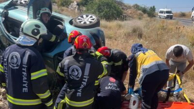 DENİZLİ (AA) – Denizli'nin Bekilli ilçesinde otomobilin devrilmesi sonucu 4