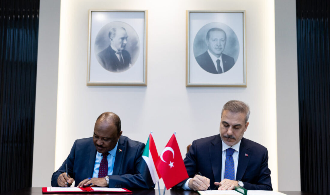 ANKARA (AA) – Dışişleri Bakanı Hakan Fidan, Sudan Dışişleri ve