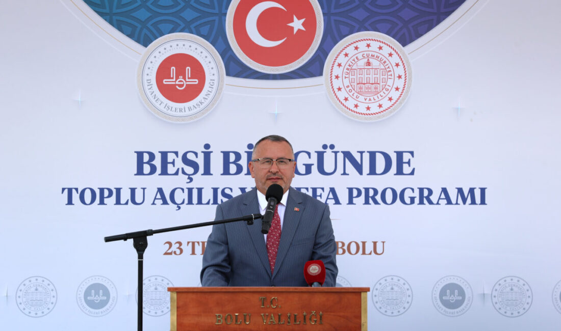 - "Biz bir vakıf medeniyetiyiz. Yurdumuzun her yerini, bu bayrağın