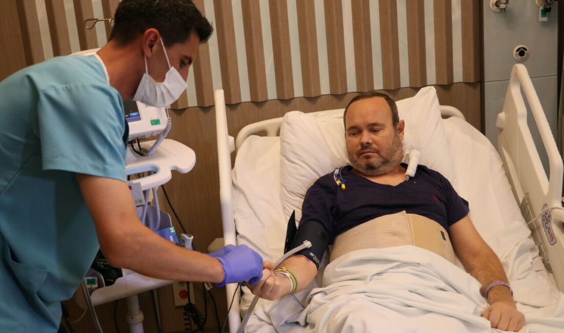 - İzmir'de tek böbreğin yeterli olmayacağının değerlendirilmesi üzerine gerçekleştirilen çift
