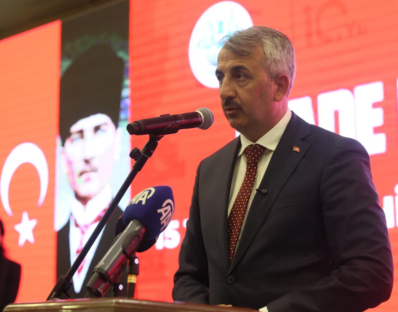 - "Gerçekten de milletimiz tanklara, uçaklara ve silahlara karşı imanıyla,