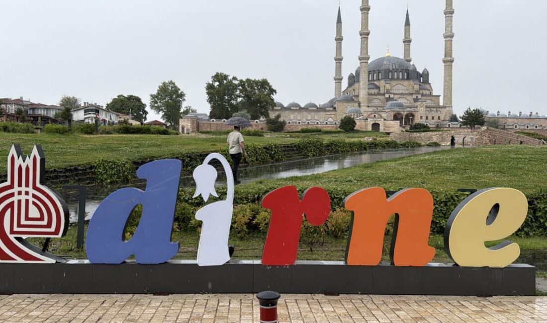 EDİRNE (AA) – Edirne'de dün gece başlayan ve gündüz saatlerinde