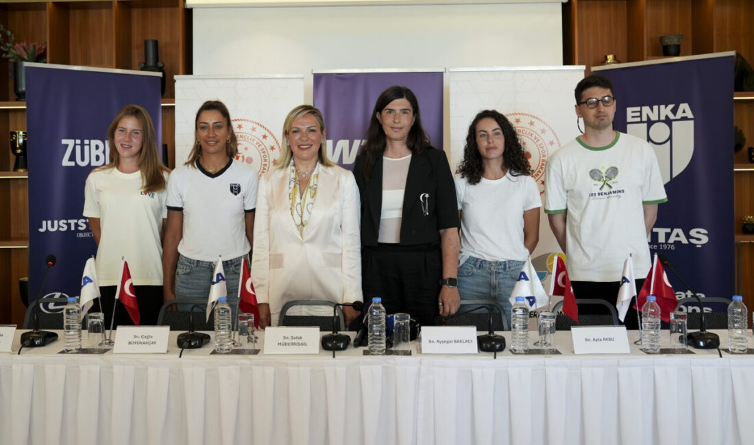 - Türkiye Tenis Federasyonu Başkanı Şafak Müderrisgil:
- "ENKA Open, Türkiye'nin
