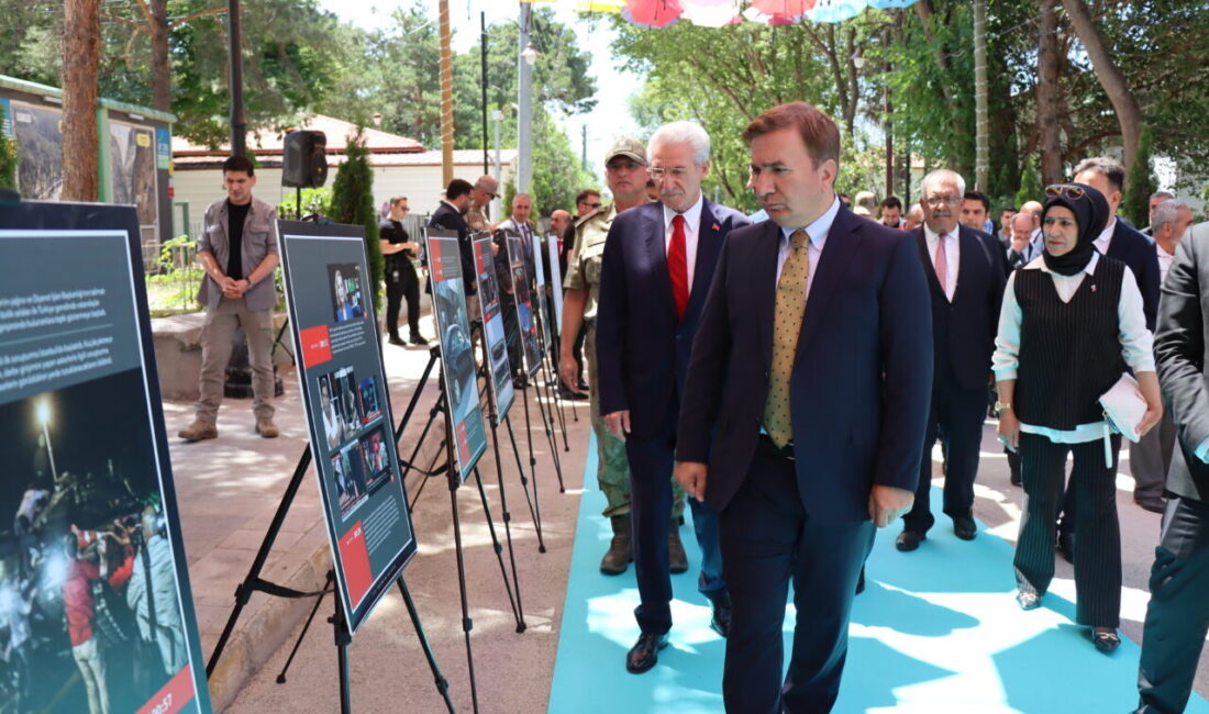 ERZİNCAN (AA) – Erzincan'da "15 Temmuz Demokrasi ve Milli Birlik