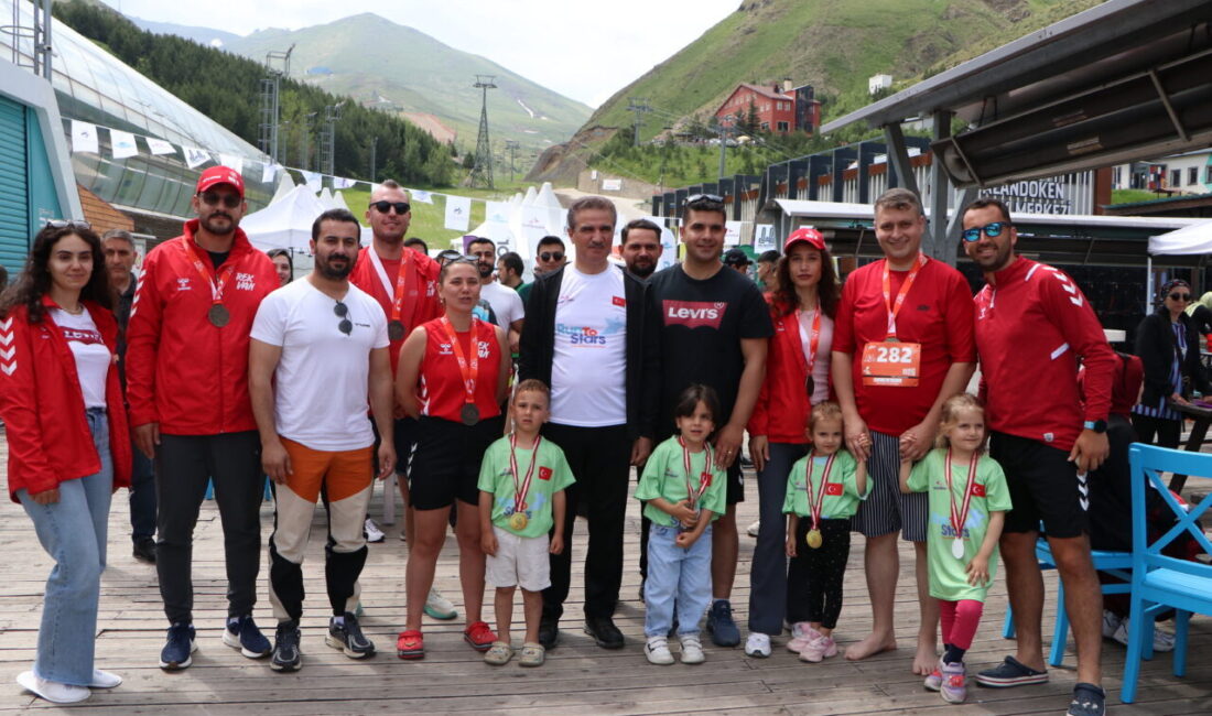 - Erzurum Valisi Aydın Baruş:
- "Erzurum kış sporlarında zaten bir