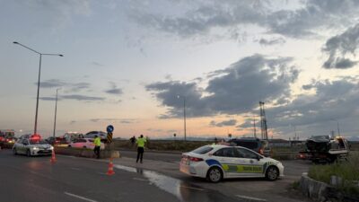 ERZURUM (AA) – Erzurum'da 3 aracın karıştığı zincirleme trafik kazasında