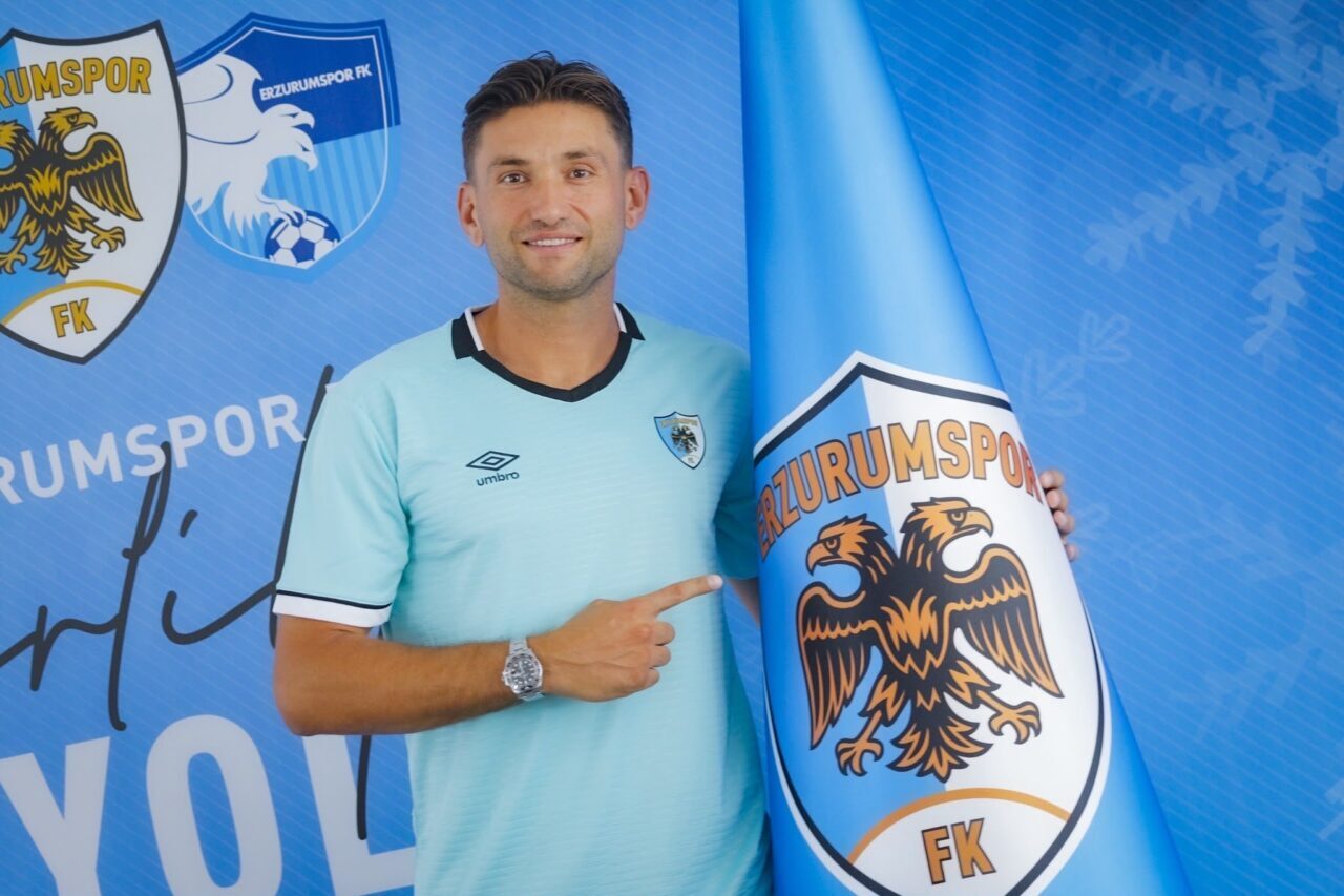 ERZURUM (AA) – Erzurumspor FK, Ertuğrul Taşkıran'ı kadrosuna kattı Kulüpten