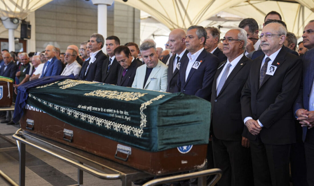 ANKARA (AA) – Eski CHP Genel Başkanı merhum Deniz Baykal'ın
