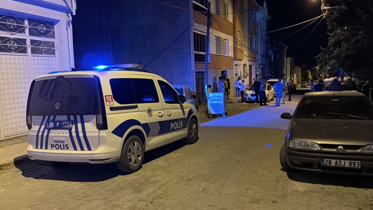 ESKİŞEHİR (AA) – Eskişehir'in Odunpazarı ilçesinde iki aile arasında çıkan