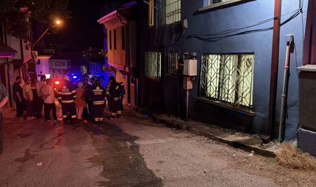 ESKİŞEHİR (AA) – Eskişehir'in Odunpazarı ilçesinde bir evde çıkan yangın,