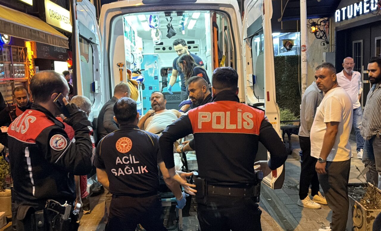 ESKİŞEHİR (AA) – Eskişehir'in Tepebaşı ilçesinde çıkan bıçaklı kavgada yaralanan