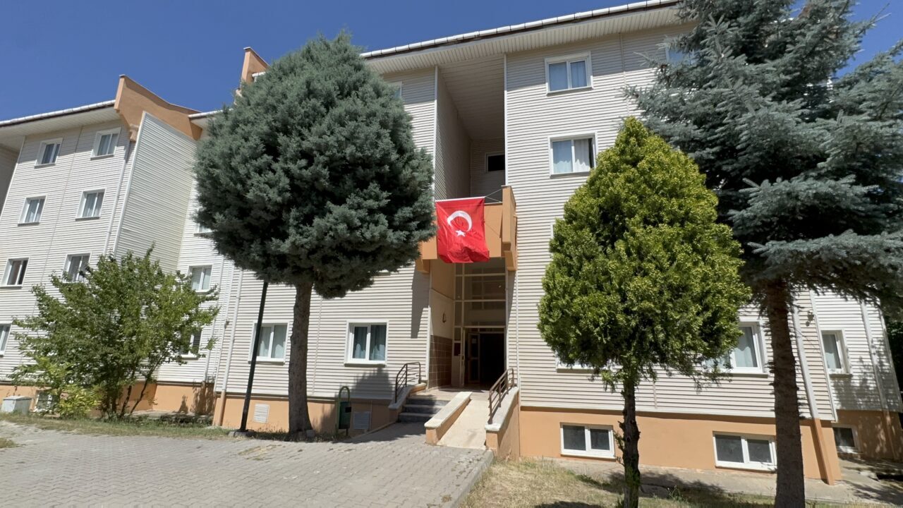 ESKİŞEHİR (AA) – Eskişehir'in Mihalıççık ilçesinde, kavga ihbarı üzerine olay