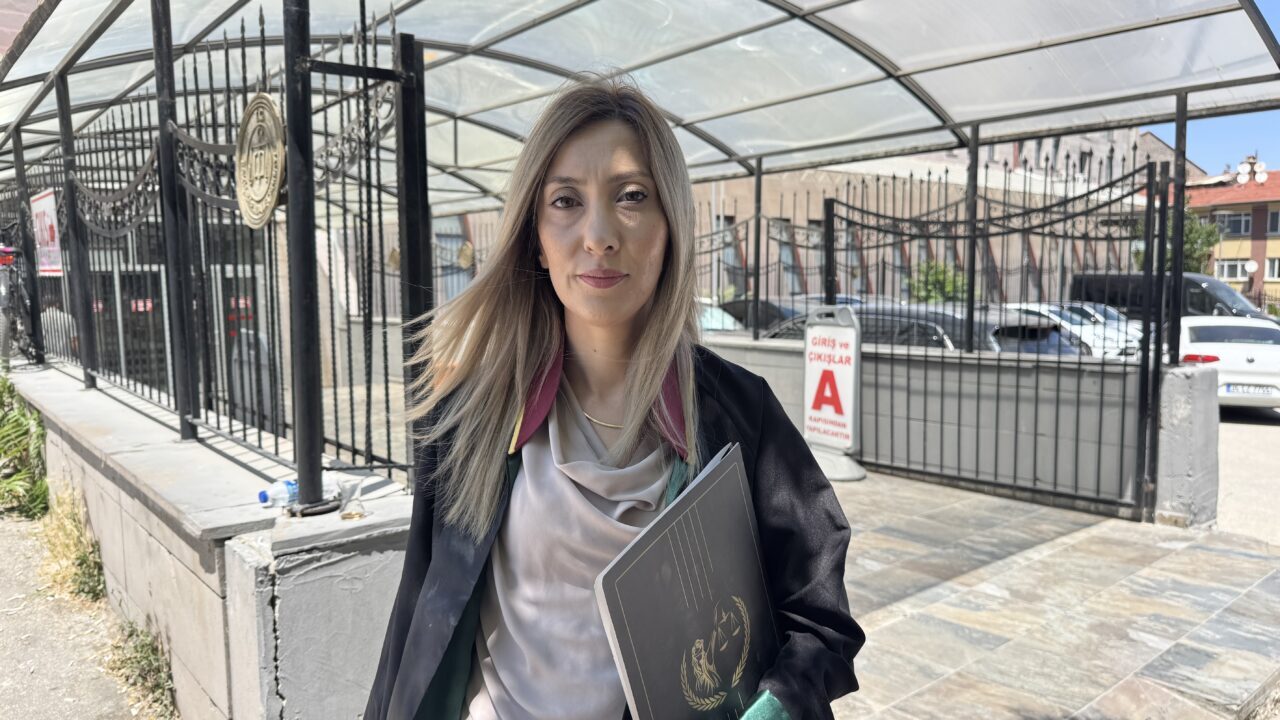 ESKİŞEHİR (AA) – Eskişehir'in Çifteler ilçesinde borç nedeniyle çıkan kavgada