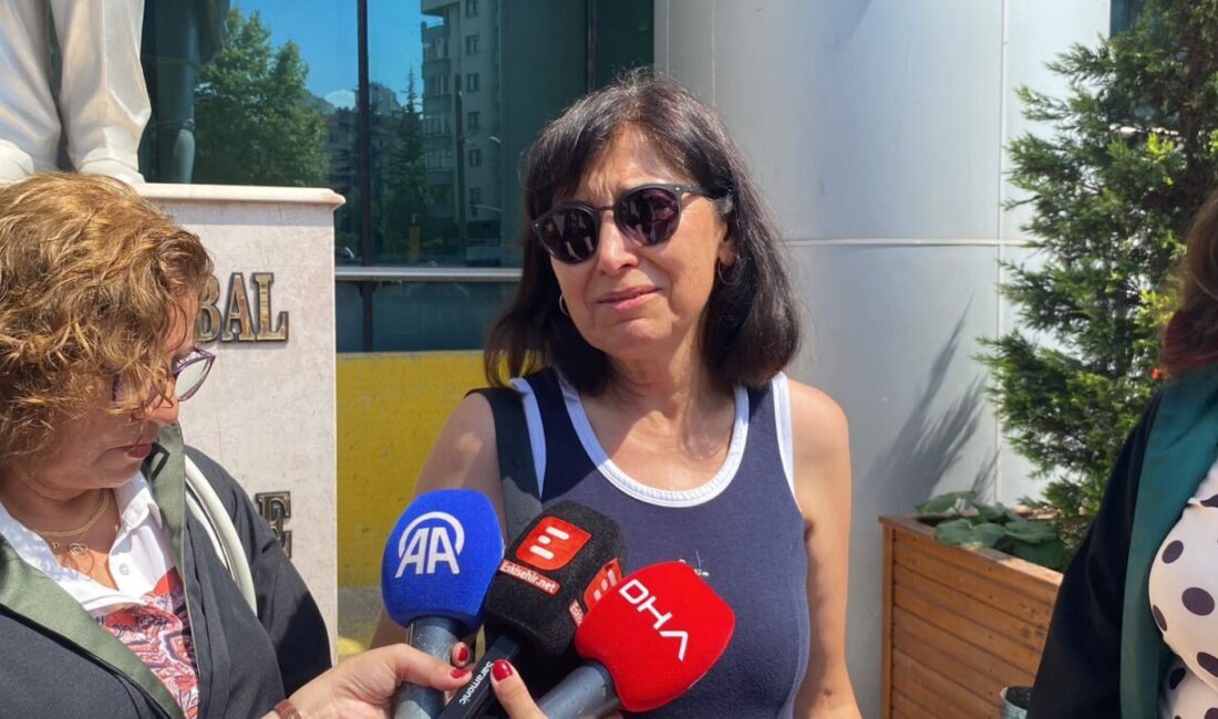 ESKİŞEHİR (AA) – Eskişehir'de ters yönde kullandığı otomobiliyle çarptığı kadının