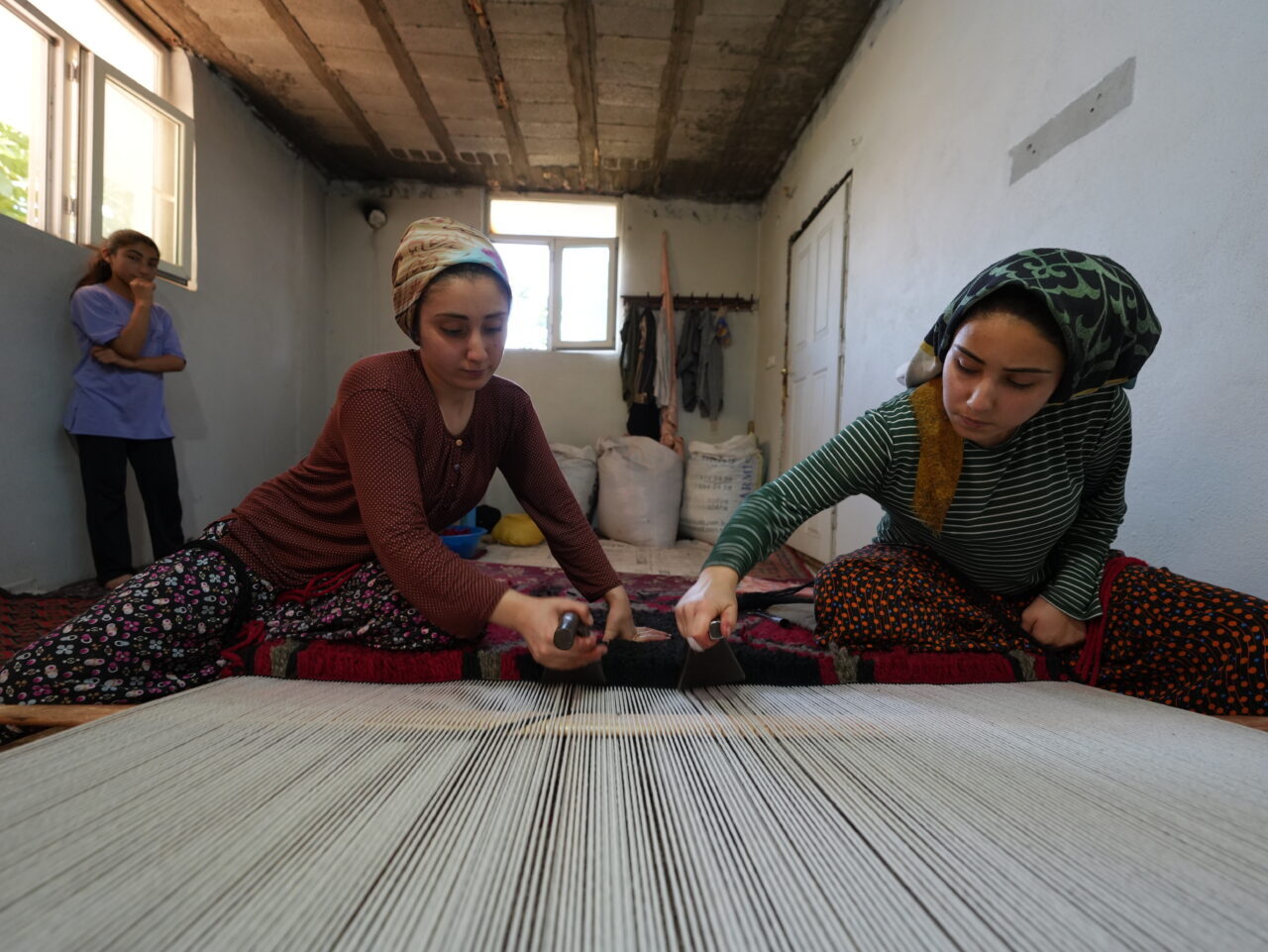 - Adıyaman'ın Sincik ilçesine bağlı Çamdere köyünde yaşayan aileler, geleneksel