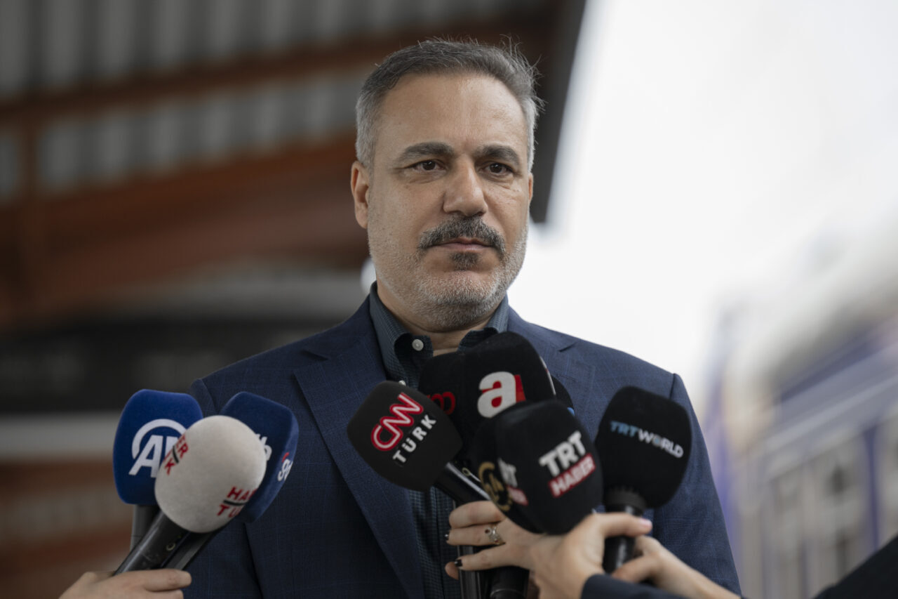 - "FETÖ artık kullanım devri bitmiş bir yapıdır. Buna rağmen