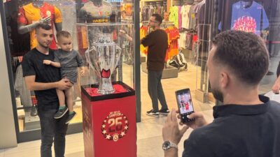 DÜZCE (AA) – Trendyol Süper Lig'de 2025-2026 sezonunu lider tamamlayan