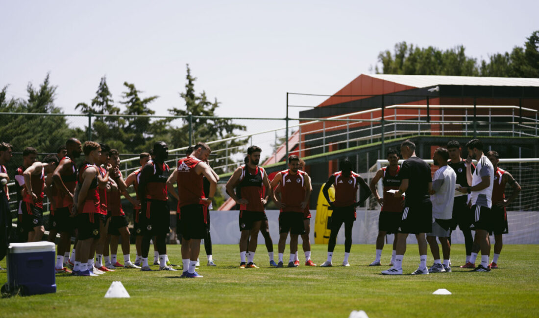 GAZİANTEP (AA) – Trendyol Süper Lig ekiplerinden Gaziantep FK'de futbolcular,