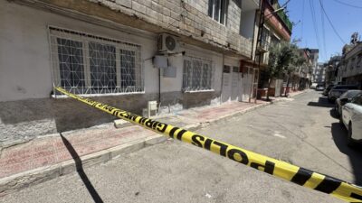 GAZİANTEP (AA) – Gaziantep'in Şehitkamil ilçesinde bir kişi, tartıştığı eşini
