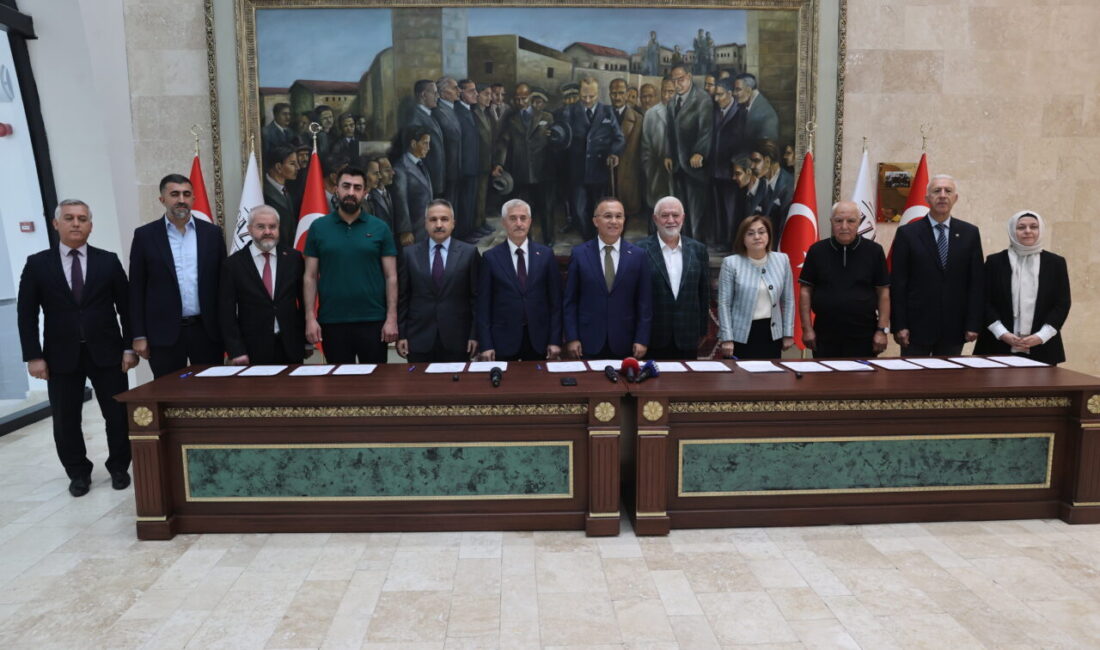 GAZİANTEP (AA) – Gaziantep'in Şahinbey ilçesinde hayırseverlerin katkısıyla yaptırılacak Abdulhakim