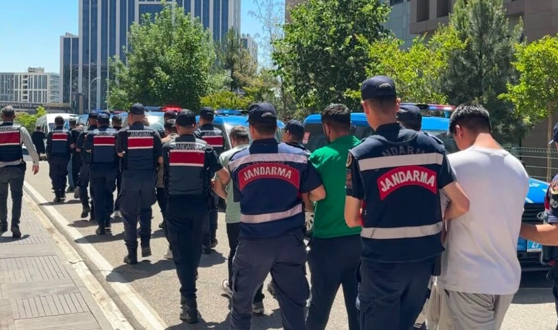 GAZİANTEP (AA) – Gaziantep merkezli 3 ilde düzenlenen yasa dışı