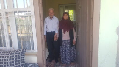 GAZİANTEP (AA) – Gaziantep'in İslahiye ilçesinde yaşayan 100 yaşındaki Mehmet