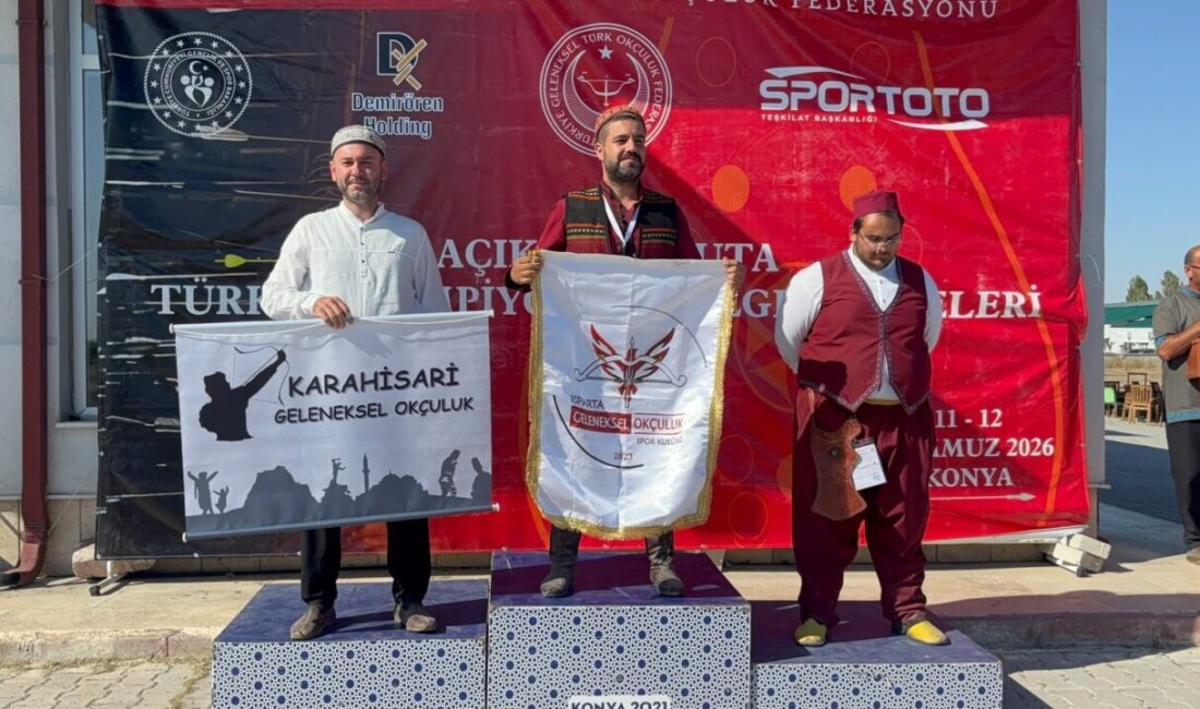 KONYA (AA) – Türkiye Geleneksel Türk Okçuluk Federasyonunca düzenlenen Geleneksel