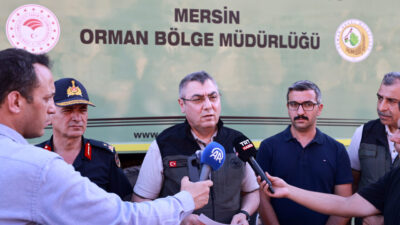 - Aydıncık ilçesindeki yangın nedeniyle 80 hane tedbiren tahliye edildi
-