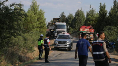 - Yangında 5 hektar ziraat ve orman alanı zarar gördü
-