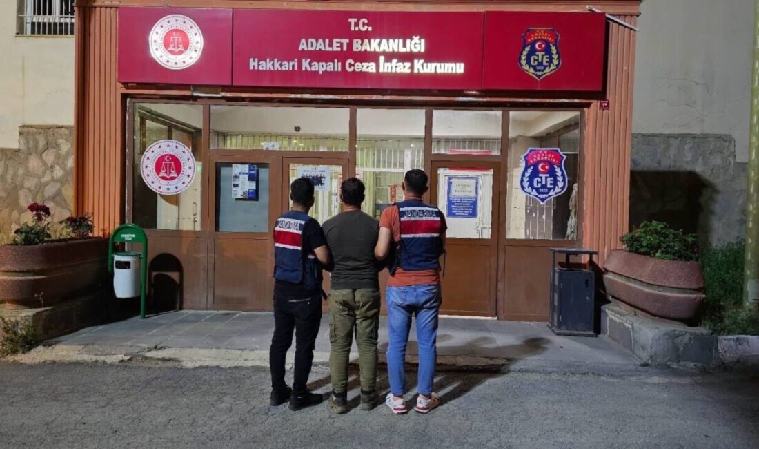 HAKKARİ (AA) – Hakkari'nin Yüksekova ilçesinde İran sınırında 11 kilo