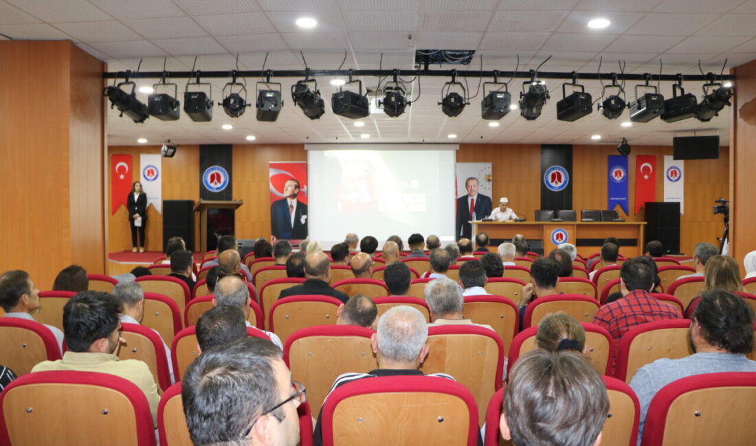 - Hakkari Valisi ve Belediye Başkan Vekili İbrahim Taşyapan:
- "Eline
